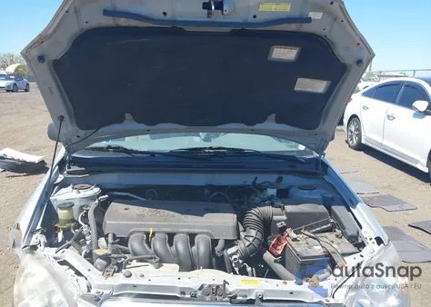 2005 Toyota Corolla Ce z USA, uszkodzony, nr VIN 2T1BR32E15C330347